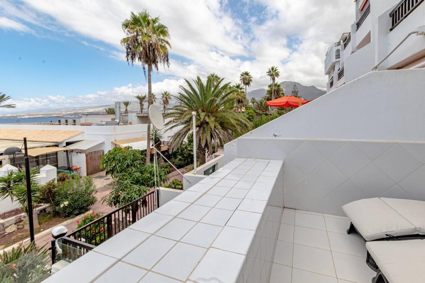 Oceanfront Apartment Parque Santiago II Playa de las Americas  Exterior photo